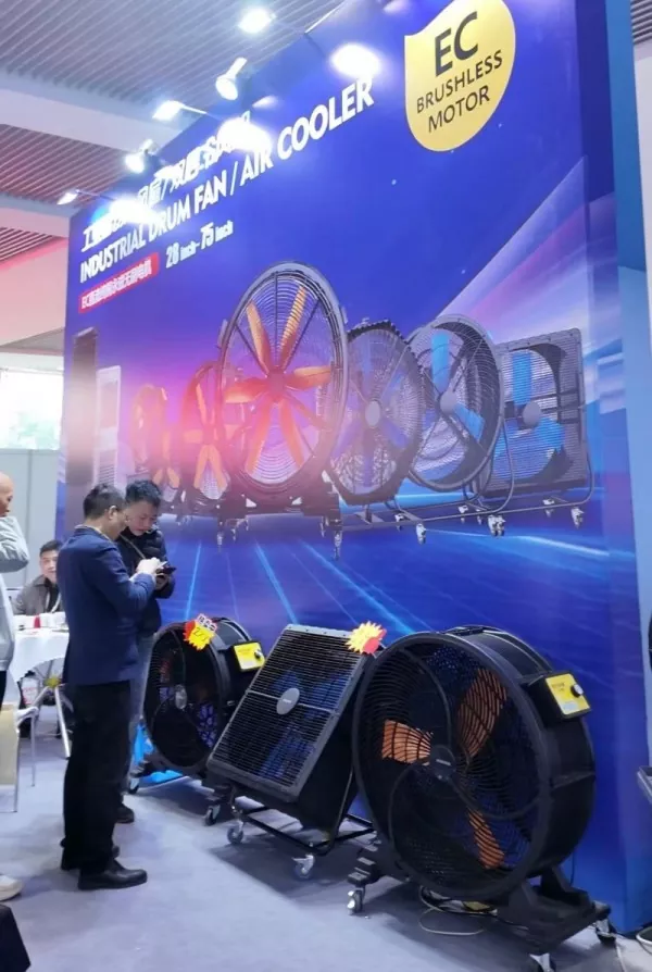 Cixi Exhibition Highlights- Keyi Electric သည် ထုတ်ကုန်အသစ်များဖြင့် ထွန်းလင်းတောက်ပလာပြီး ကမ္ဘာလုံးဆိုင်ရာ ဝယ်သူများကို ချိတ်ဆက်ပေးသည်။